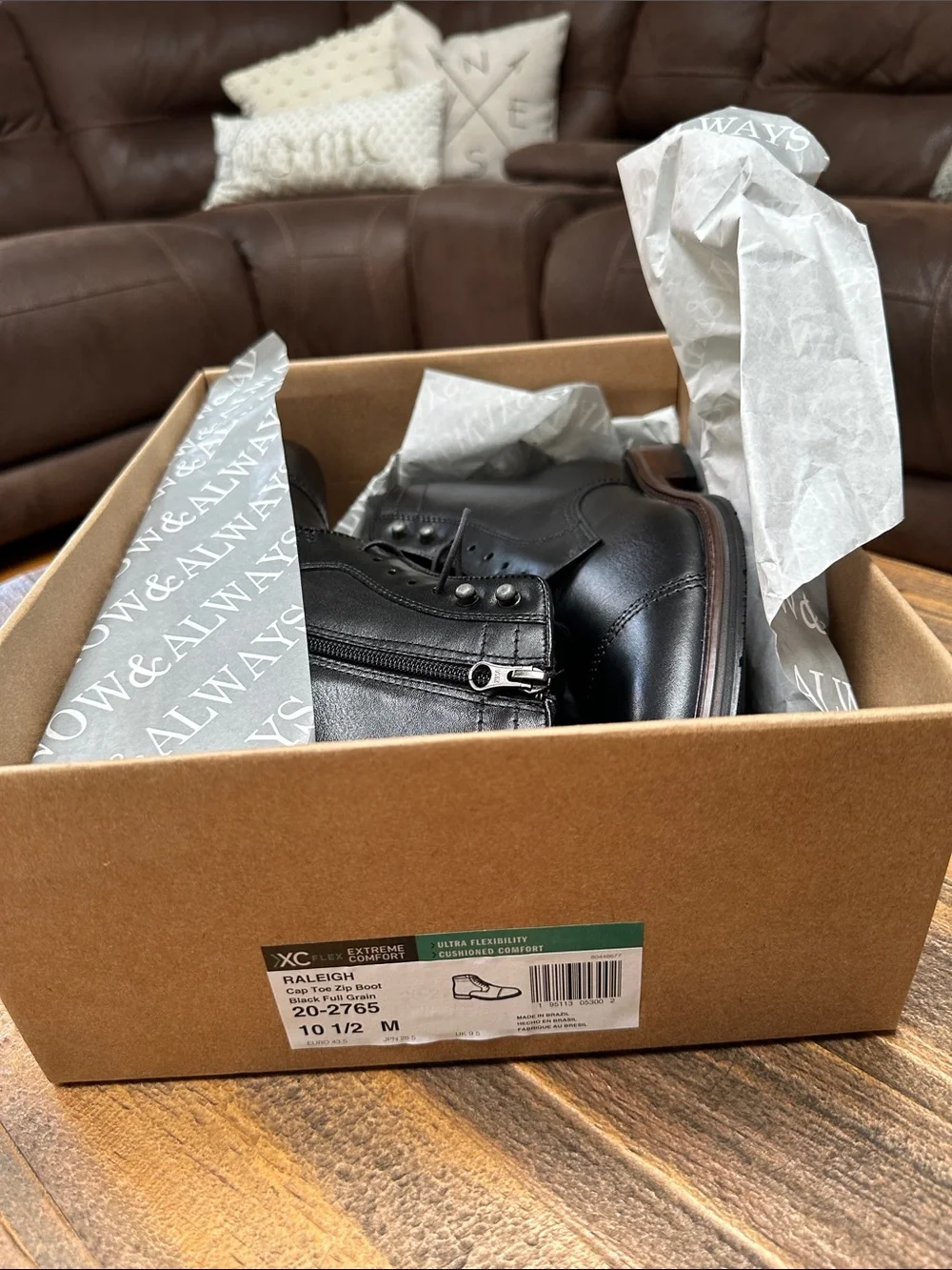 New in Box/Never Worn Johnston & Murphy Raleigh Cap Toe Zip Boots - 10.5 M